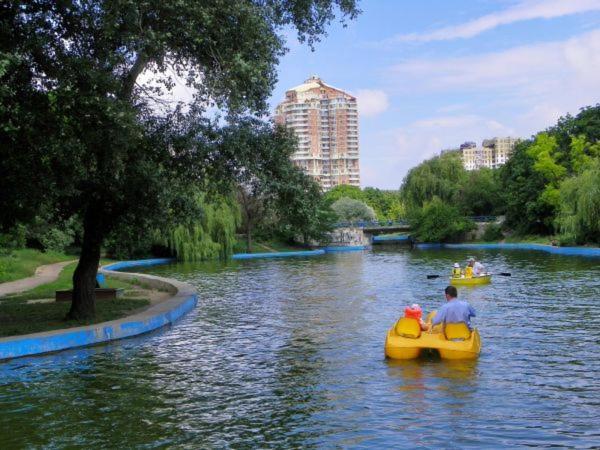 Квартира Возле Аркадии И Парка Победы С Балконом И Видом На Море Odessa Exteriör bild